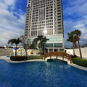 The Excelsior Pinas Hotel